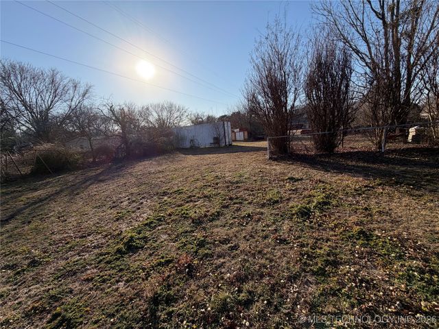 133 Sierra Street, Lone Grove, OK 73401