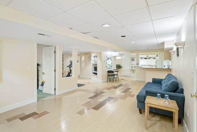 478 Clinton Road, Brookline, MA 02467