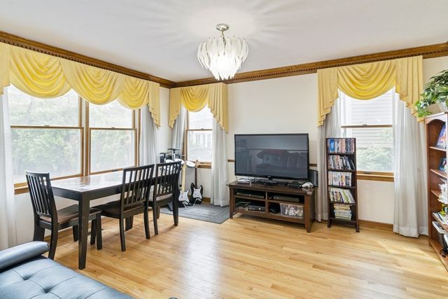478 Clinton Road, Brookline, MA 02467