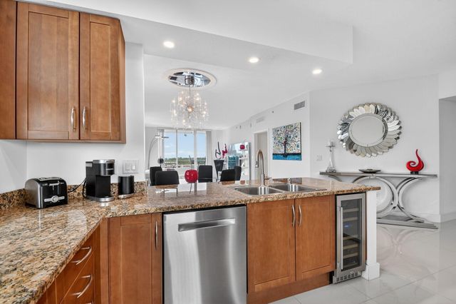 350 N Federal Highway 605, Boynton Beach, FL 33435