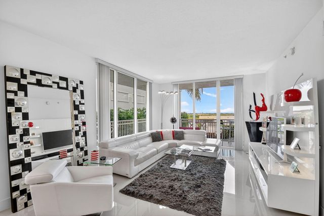 350 N Federal Highway 605, Boynton Beach, FL 33435