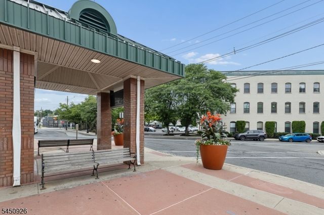 54 W Cherry St 112, Rahway City, NJ 07065