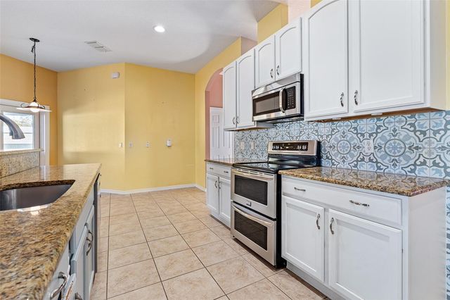 33 SEAMANSHIP TRAIL, Palm Coast, FL 32164