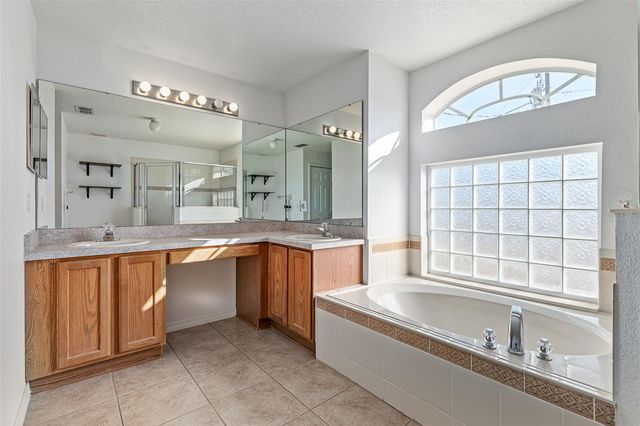 33 SEAMANSHIP TRAIL, Palm Coast, FL 32164