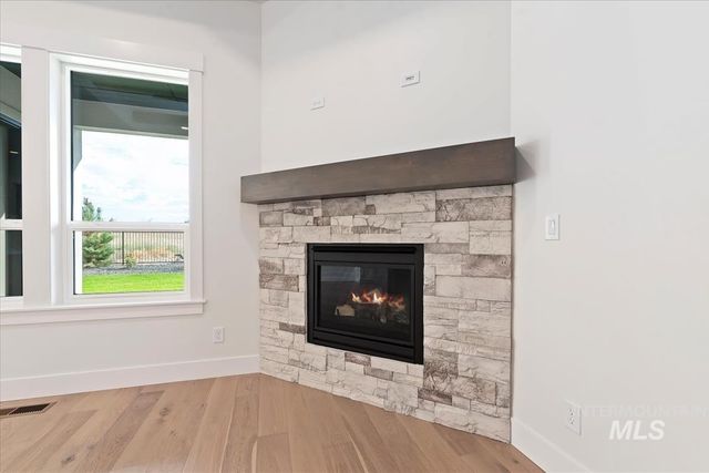 10817 W Barnbougle Ln, Kuna, ID 83634