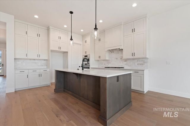 10817 W Barnbougle Ln, Kuna, ID 83634