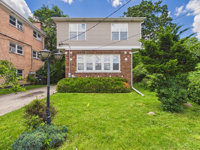 2420 N Thatcher Avenue, River Grove, IL 60171
