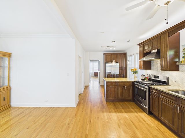 2420 N Thatcher Avenue, River Grove, IL 60171