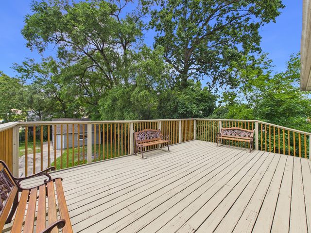 2420 N Thatcher Avenue, River Grove, IL 60171