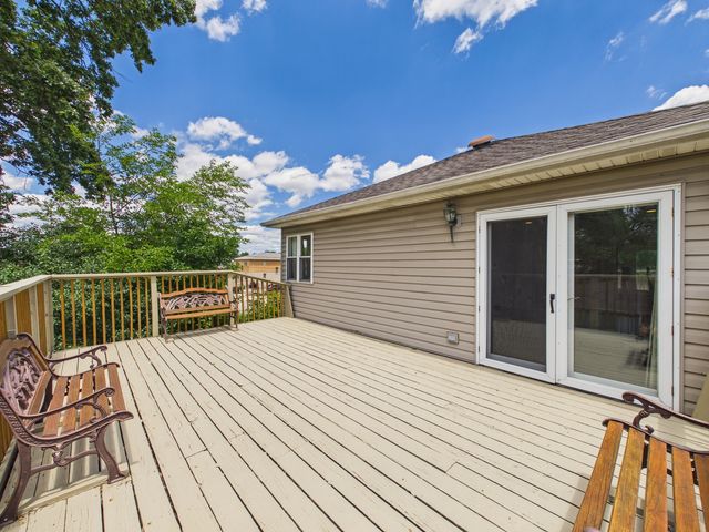 2420 N Thatcher Avenue, River Grove, IL 60171
