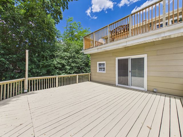 2420 N Thatcher Avenue, River Grove, IL 60171