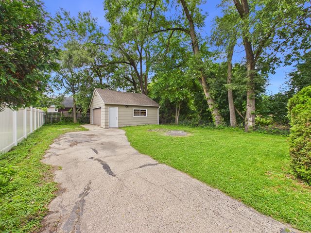 2420 N Thatcher Avenue, River Grove, IL 60171