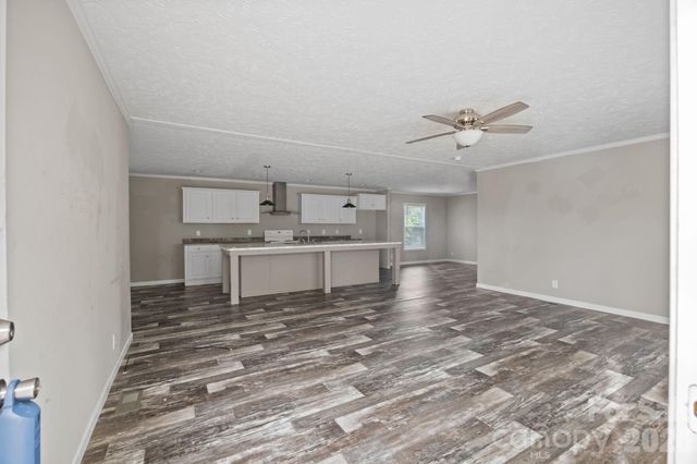 188 Low Lane, Statesville, NC 28677