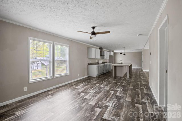 188 Low Lane, Statesville, NC 28677