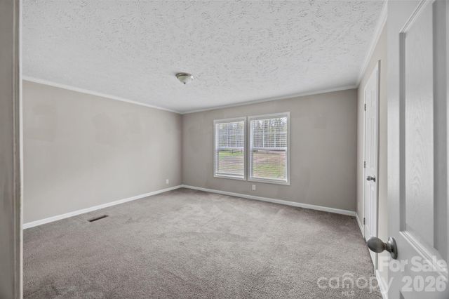 188 Low Lane, Statesville, NC 28677