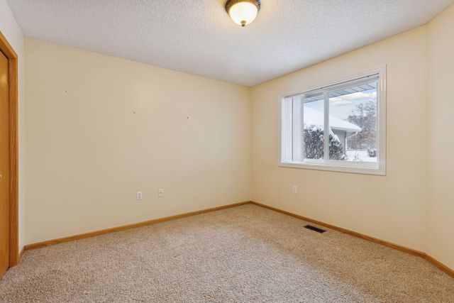 7095 Ivy Ridge Lane, Circle Pines, MN 55014