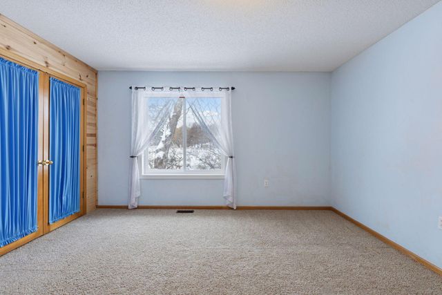 7095 Ivy Ridge Lane, Circle Pines, MN 55014