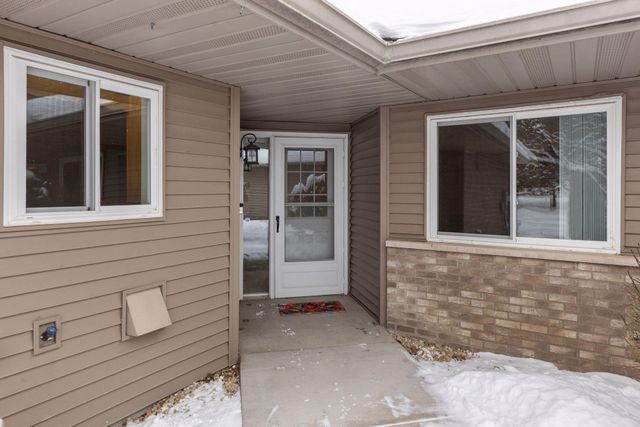 7095 Ivy Ridge Lane, Circle Pines, MN 55014