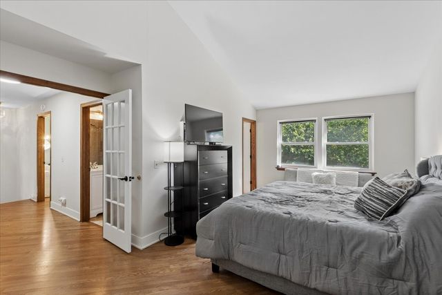 1202 Bristol Trail Road, Lake Zurich, IL 60047
