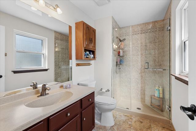 1202 Bristol Trail Road, Lake Zurich, IL 60047