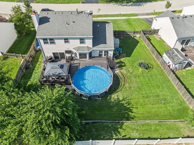 1202 Bristol Trail Road, Lake Zurich, IL 60047