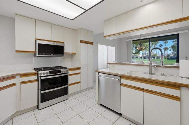 54432 Shoal Creek, La Quinta, CA 92253