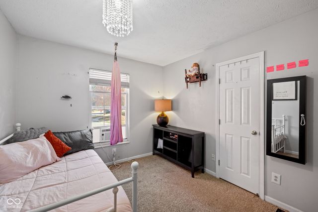 7477 Carnation Lane, Indianapolis, IN 46214