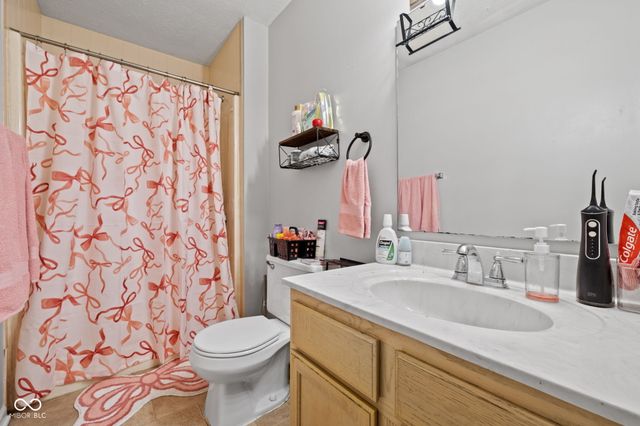 7477 Carnation Lane, Indianapolis, IN 46214