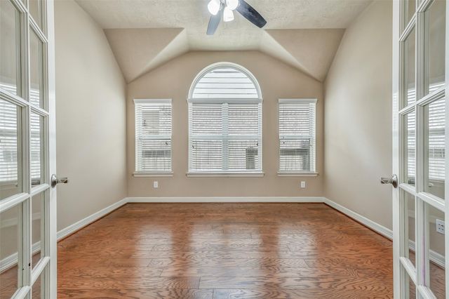 7122 Fall Creek Lane, Missouri City, TX 77459