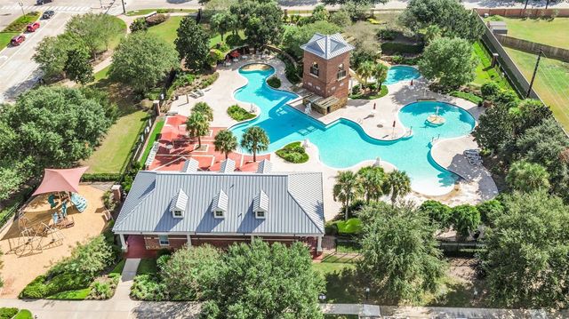 7122 Fall Creek Lane, Missouri City, TX 77459