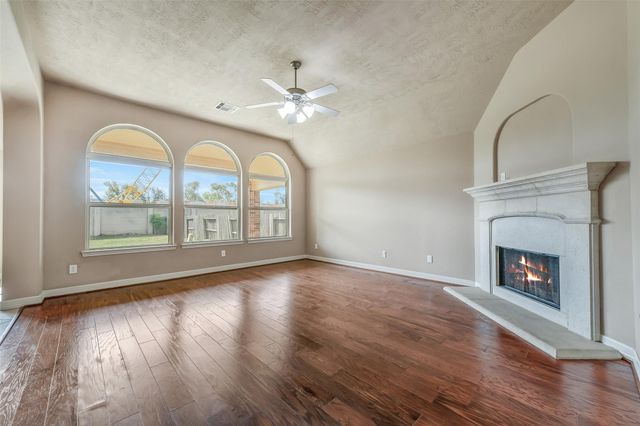 7122 Fall Creek Lane, Missouri City, TX 77459