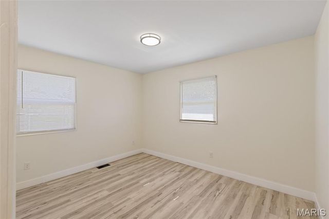 10305 Galloway Drive, St Louis, MO 63137