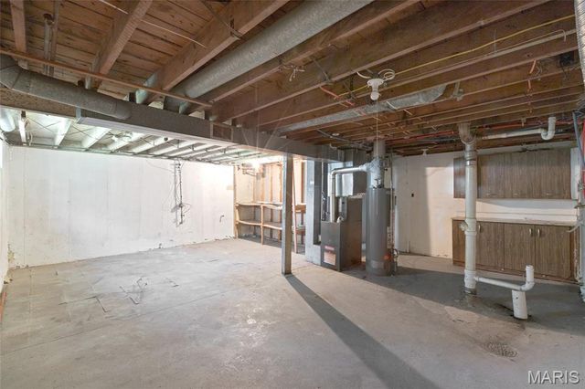 10305 Galloway Drive, St Louis, MO 63137
