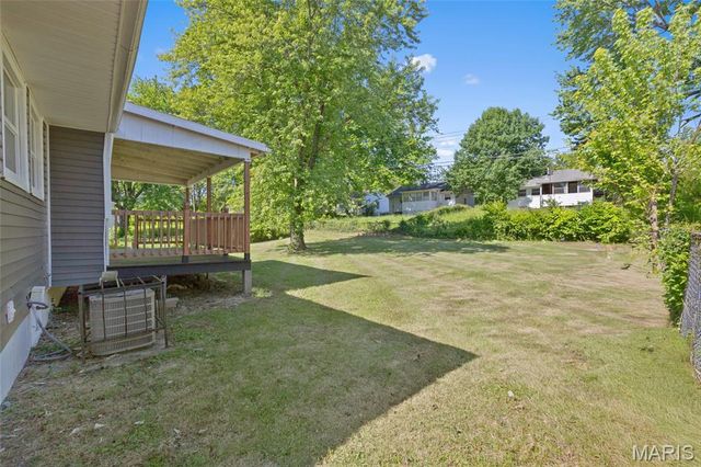 10305 Galloway Drive, St Louis, MO 63137