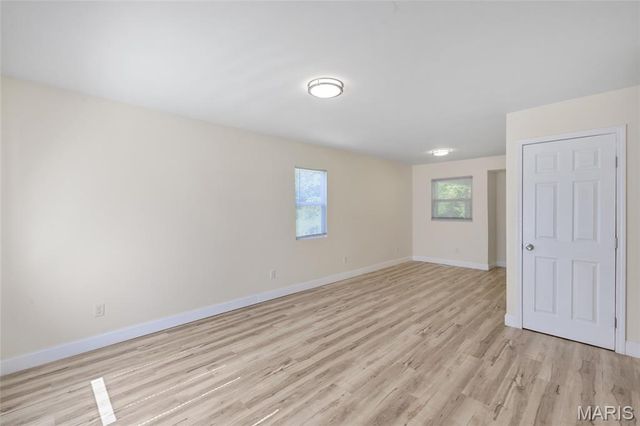 10305 Galloway Drive, St Louis, MO 63137
