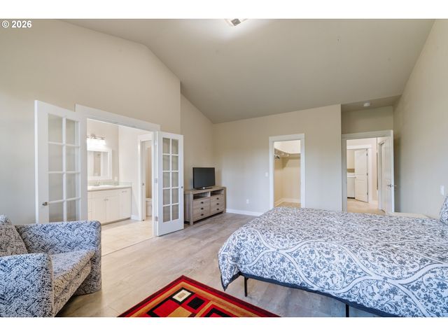 705 Nw HIGHLAND Cir, Waldport, OR 97394