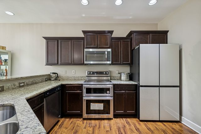 2534 Val Marie Dr, Madison, TN 37115