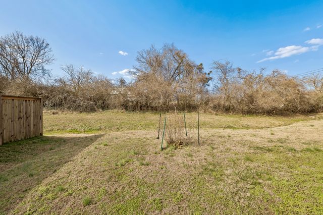 2534 Val Marie Dr, Madison, TN 37115