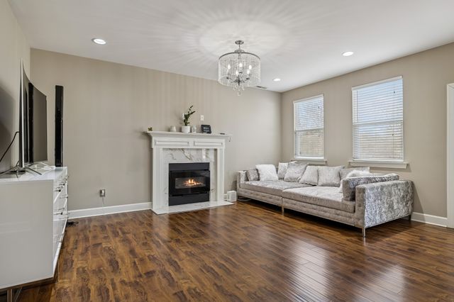 2534 Val Marie Dr, Madison, TN 37115