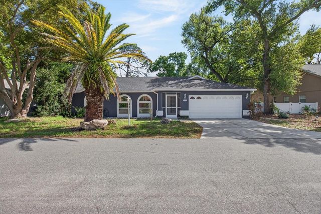 4644 HAMLETS GROVE DRIVE, Sarasota, FL 34235