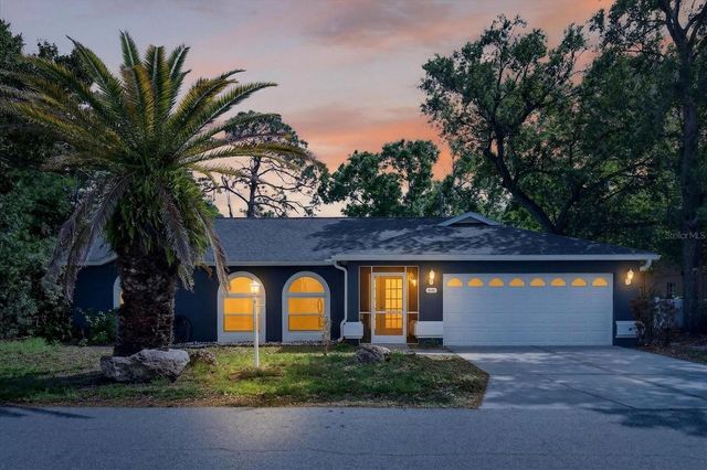 4644 HAMLETS GROVE DRIVE, Sarasota, FL 34235