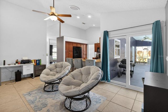 4644 HAMLETS GROVE DRIVE, Sarasota, FL 34235