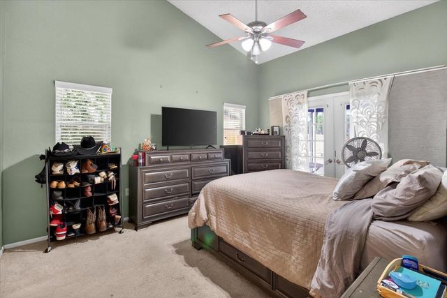 4644 HAMLETS GROVE DRIVE, Sarasota, FL 34235