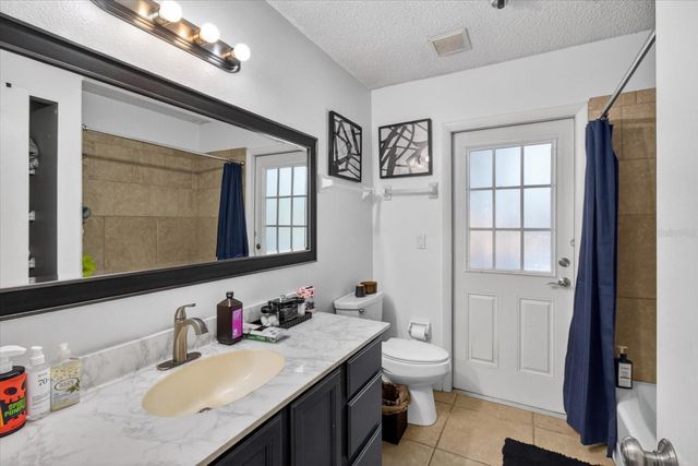 4644 HAMLETS GROVE DRIVE, Sarasota, FL 34235