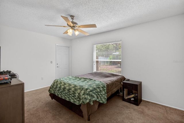 4644 HAMLETS GROVE DRIVE, Sarasota, FL 34235