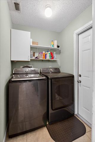 4644 HAMLETS GROVE DRIVE, Sarasota, FL 34235