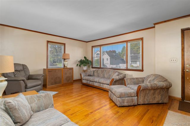 2360 Hamilton Avenue, Bellmore, NY 11710