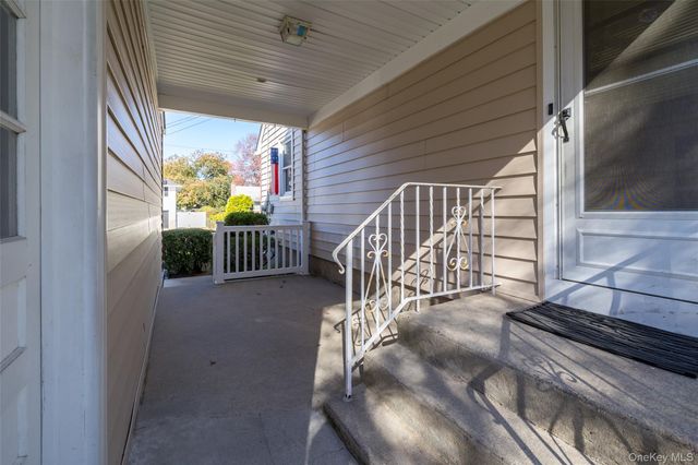 2360 Hamilton Avenue, Bellmore, NY 11710