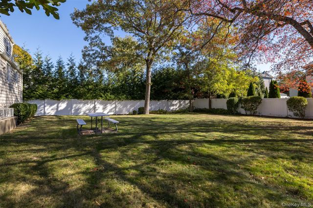 2360 Hamilton Avenue, Bellmore, NY 11710