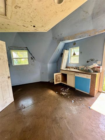 362 Ole Long Pull Road, Livingston, TX 77351